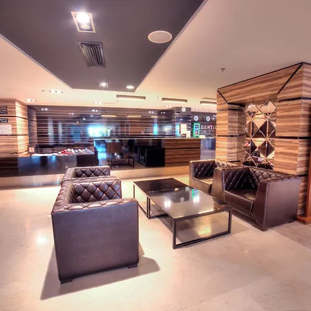 Szálloda International Casino & Tower