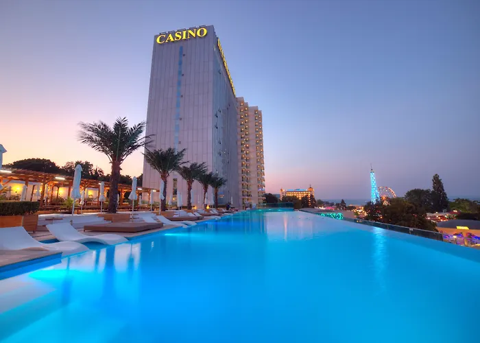 International Casino & Tower ホテル