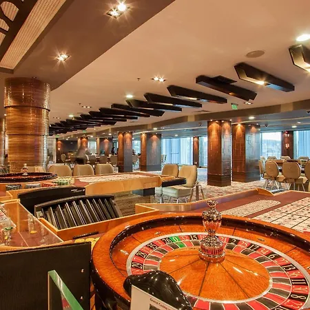 International Casino & Tower Ξενοδοχείο 5*