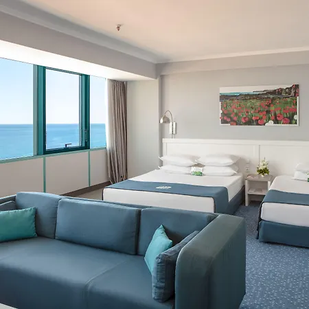 Hotel International Casino & Tower Golden Sands
