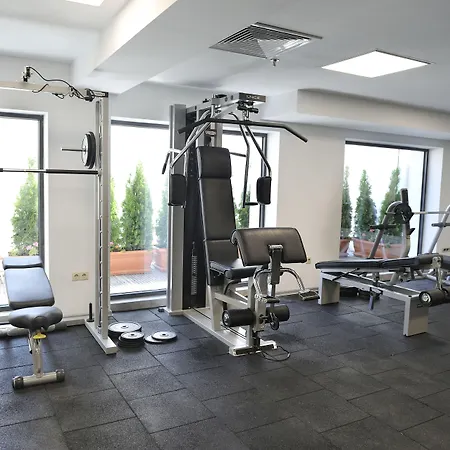 International Casino & Tower Хотел