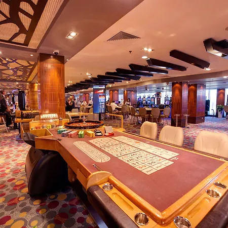 Ξενοδοχείο International Casino & Tower