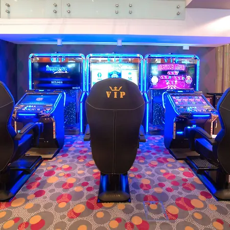 International Casino & Tower Хотел Златни пясъци