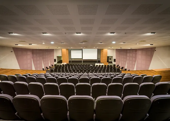 International Casino & Tower מלון גולדן סנדס