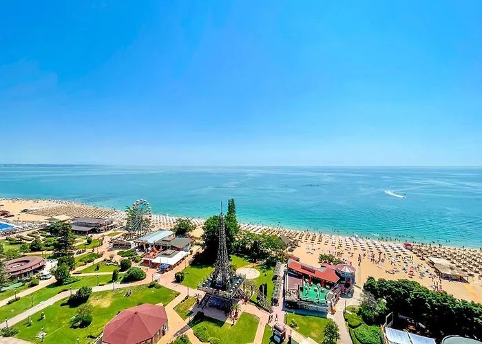 International Casino & Tower 5* גולדן סנדס