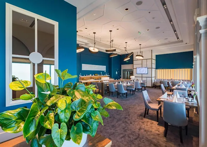 International Casino & Tower גולדן סנדס