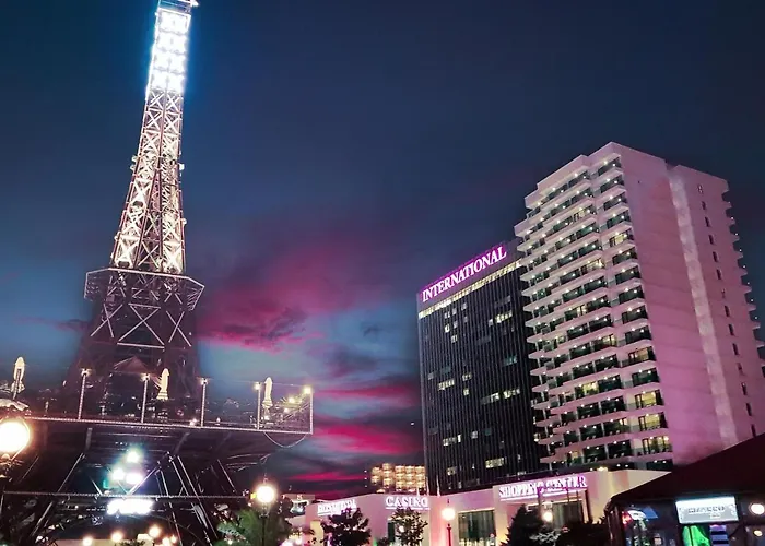 International Casino & Tower 5* גולדן סנדס