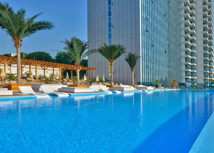 Hotel International Casino & Tower