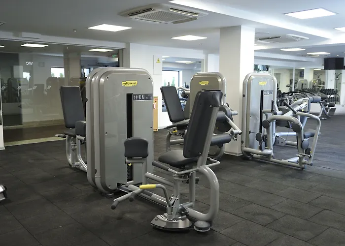 International Casino & Tower 5* גולדן סנדס