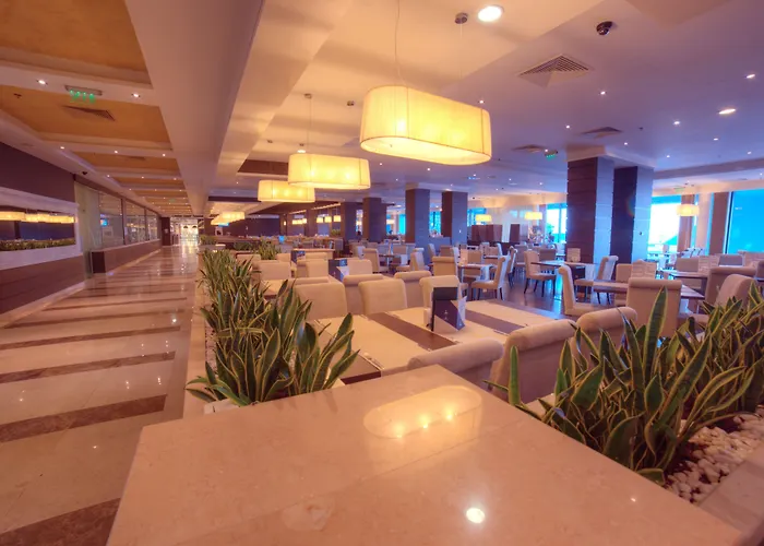 מלון International Casino & Tower