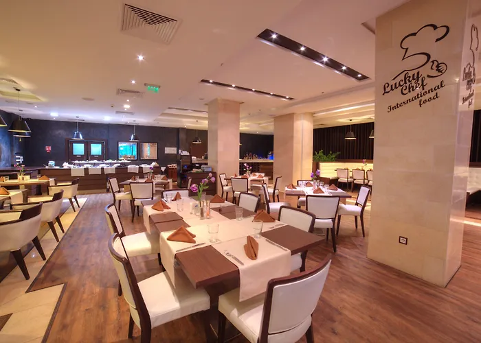 Hotel International Casino & Tower Golden Sands